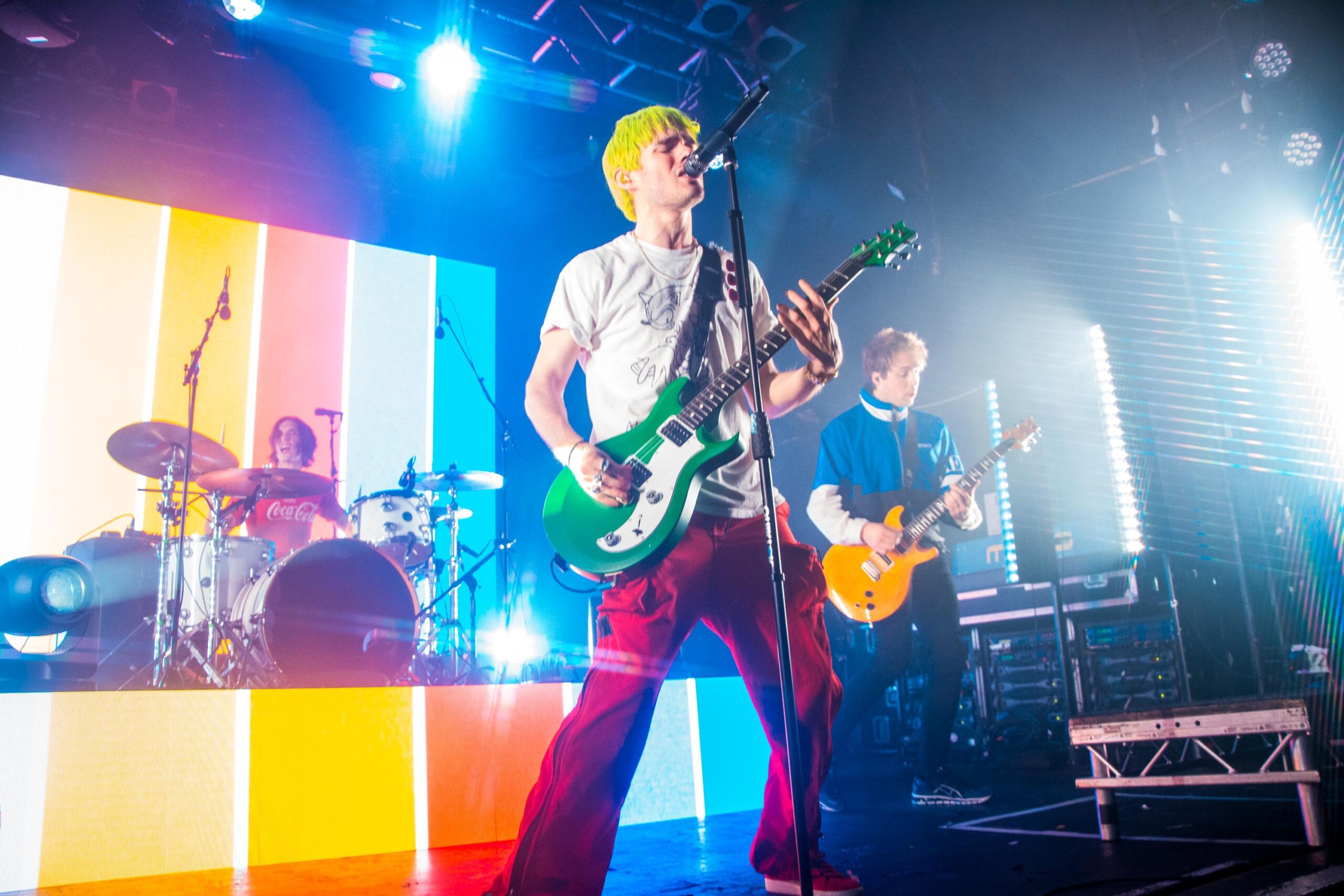 Waterparks live on tour